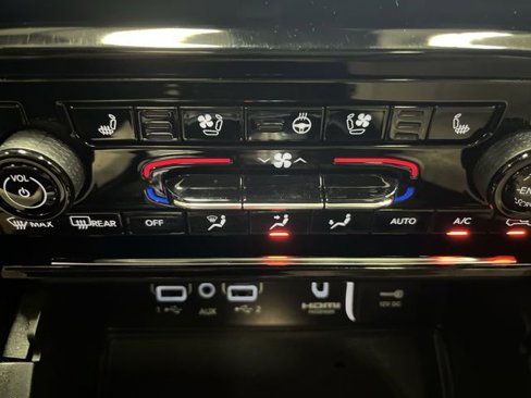 Used 2022 Jeep Grand Cherokee Limited 4xe w/ Luxury Tech Group II image 8