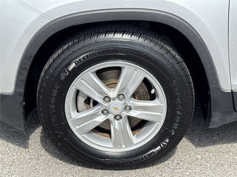 Used 2019 Chevrolet Trax LT w/ LT Convenience Package image 20