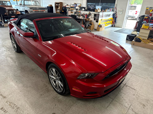 Used 2013 Ford Mustang GT Premium w/ Brembo Brake Pkg image 99