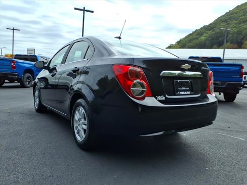 Used 2015 Chevrolet Sonic LT image 3