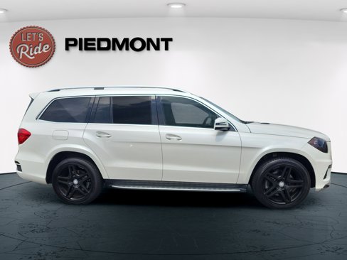 Used 2015 Mercedes-Benz GL 550 4MATIC image 5