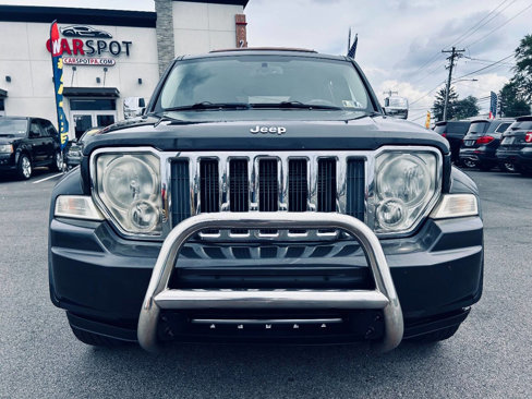 Used 2011 Jeep Liberty Limited image 10