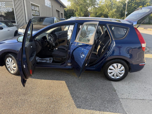 Used 2011 Hyundai Elantra w/ Popular Equipment Pkg 2 image 17