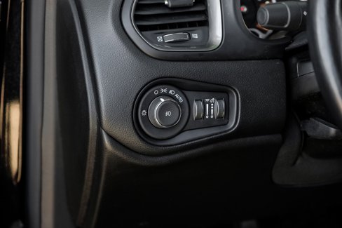 Used 2021 Jeep Renegade Limited w/ Sun & Sound Group image 42