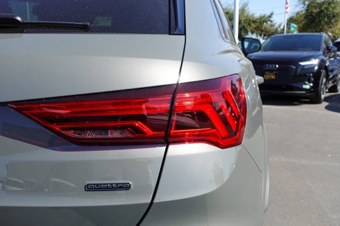 New 2025 Audi Q3 2.0T Premium image 8