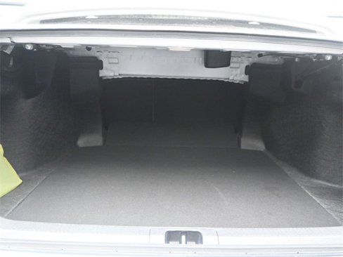 Used 2023 Toyota Camry SE image 13
