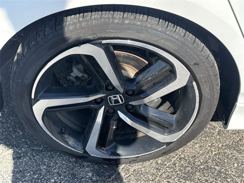 Used 2020 Honda Accord Sport image 23