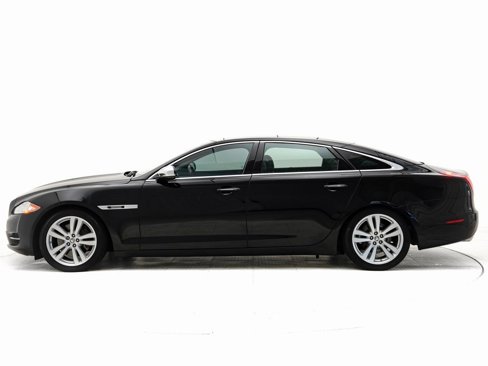 Used 2012 Jaguar XJ L image 33