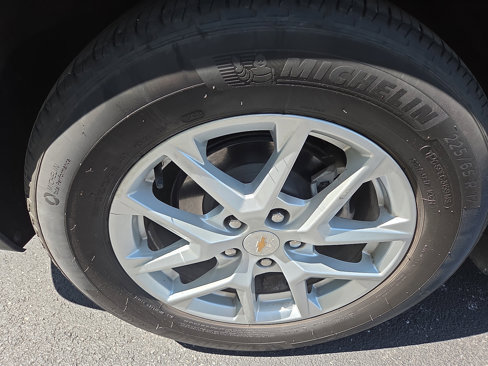 Used 2023 Chevrolet Equinox LT image 10
