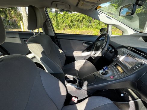Used 2013 Toyota Prius Three image 42
