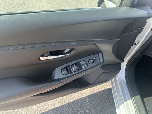 Certified 2023 Nissan Sentra SV image 26
