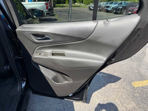 Used 2023 Chevrolet Equinox LT image 33