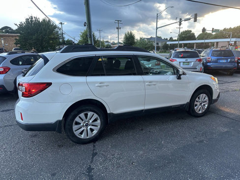 Used 2015 Subaru Outback 2.5i Premium image 10