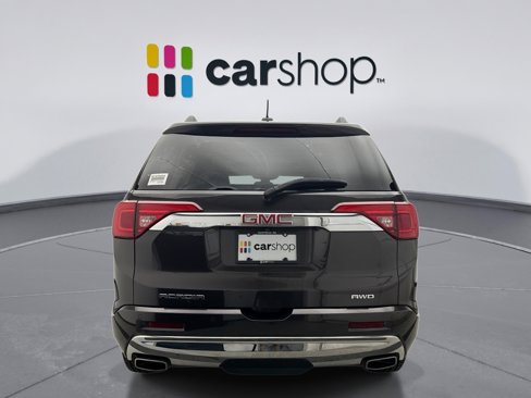 Used 2017 GMC Acadia Denali w/ Technology Package image 4