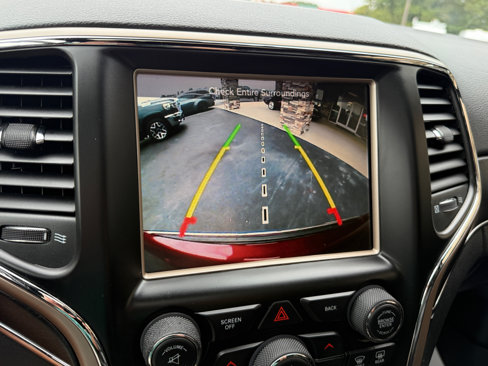 Used 2017 Jeep Grand Cherokee Limited image 26