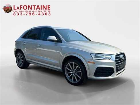 Used 2018 Audi Q3 2.0T Premium w/ Convenience Package image 3