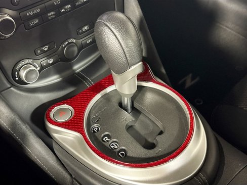 Used 2011 Nissan 370Z Touring w/ Sport Pkg image 18