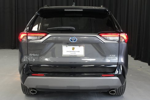 Used 2019 Toyota RAV4 XSE image 6