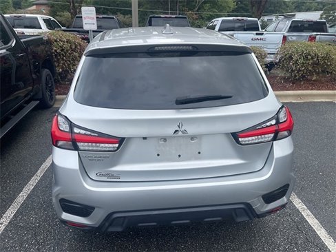 Used 2021 Mitsubishi Outlander Sport LE image 10