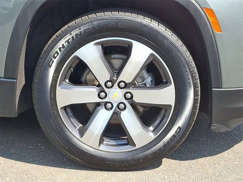 Used 2022 Chevrolet Traverse LT w/ LT Premium Package image 8