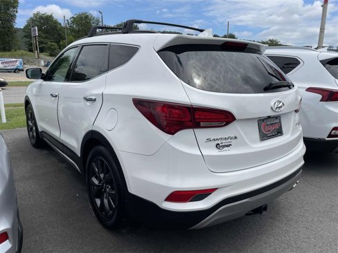 Used 2017 Hyundai Santa Fe Sport image 4