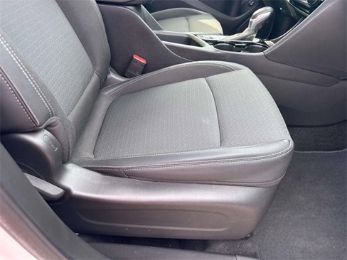 Used 2022 Buick Encore GX Select w/ Sport Touring Package image 14