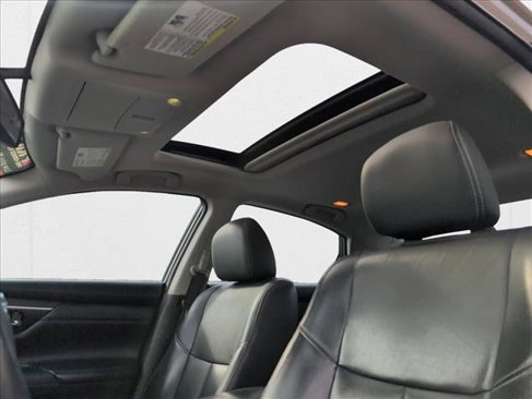 Used 2016 Nissan Altima 2.5 SL w/ 2.5 Technology Package image 20
