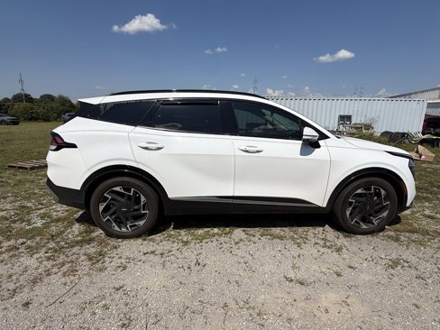Used 2023 Jeep Cherokee Altitude Lux image 2