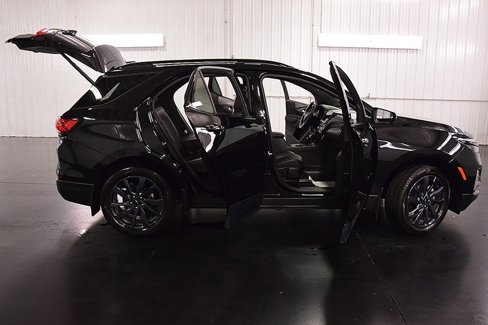 Used 2024 Chevrolet Equinox RS w/ RS Leather Package image 33