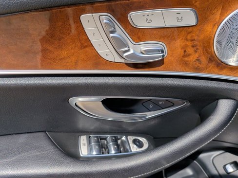 Used 2018 Mercedes-Benz E 300 image 11