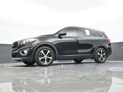 Used 2016 Kia Sorento EX image 60