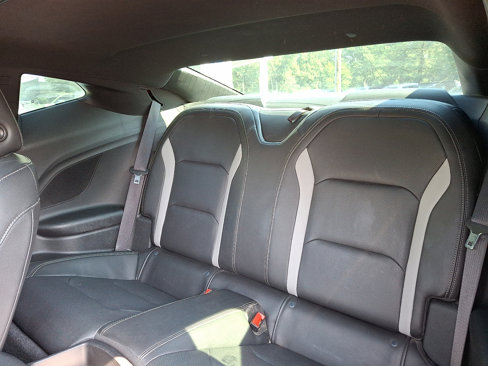 Used 2020 Chevrolet Camaro LT w/ RS Package image 11