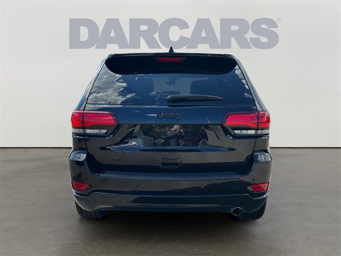 Used 2020 Jeep Grand Cherokee Altitude image 6