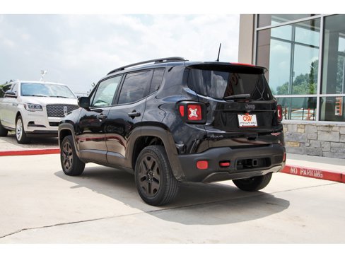 Used 2018 Jeep Renegade Trailhawk image 4