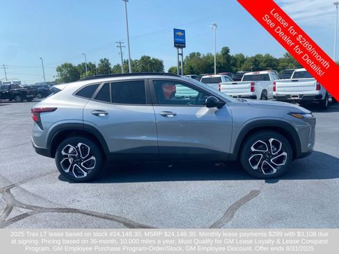 New 2025 Chevrolet Trax RS w/ Driver Confidence Package image 7