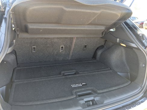 Used 2021 Nissan Rogue Sport SV image 7