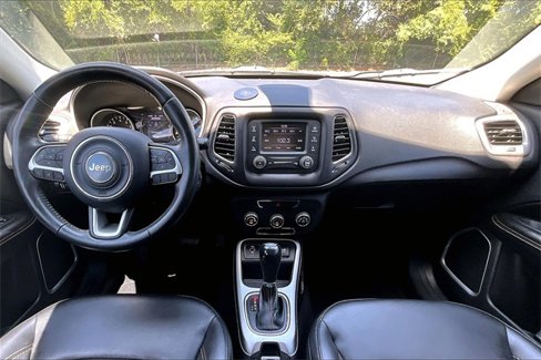Used 2018 Jeep Compass Latitude image 7
