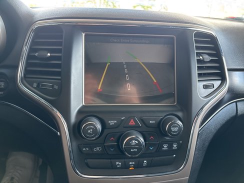 Used 2014 Jeep Grand Cherokee Limited image 17