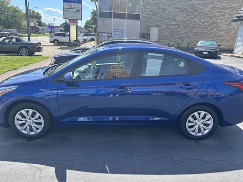 Used 2021 Hyundai Accent SE image 3