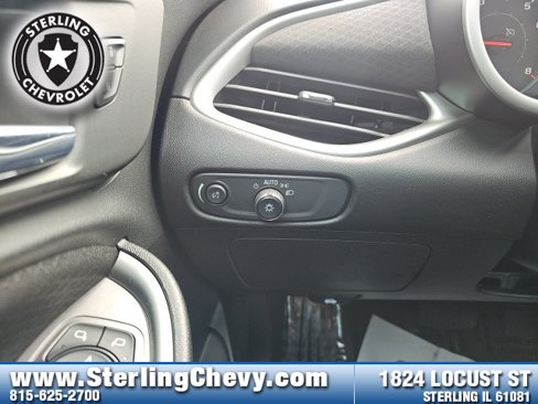 Used 2022 Chevrolet Malibu LT image 18