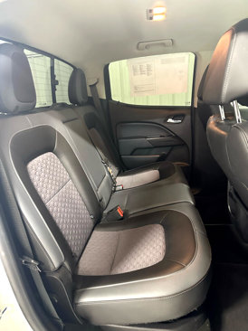 Used 2017 Chevrolet Colorado Z71 image 15
