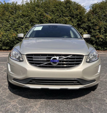 Used 2017 Volvo XC60 T5 Inscription w/ Advanced Package image 11