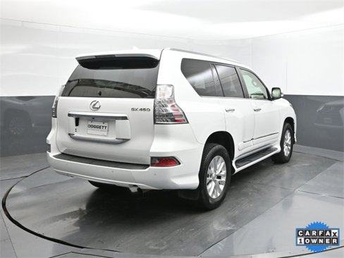 Used 2017 Lexus GX 460 image 11