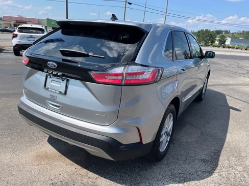 Used 2024 Ford Edge SEL image 5