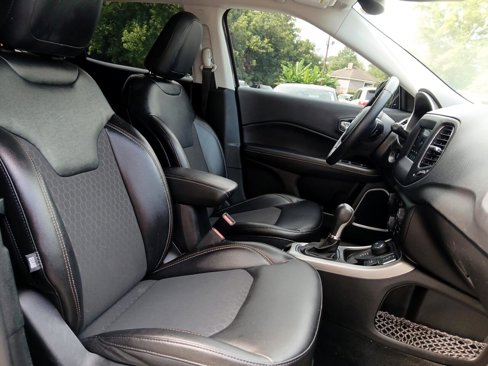 Used 2019 Jeep Compass Latitude w/ Popular Equipment Group image 16