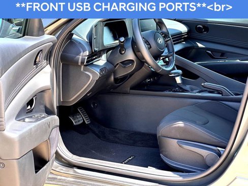Used 2025 Hyundai Elantra Sport image 10