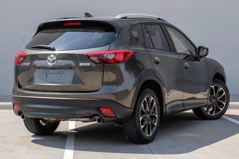 Used 2016 MAZDA CX-5 Grand Touring image 2