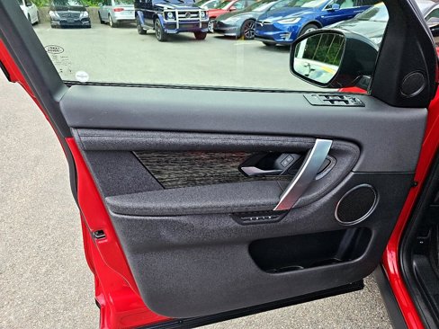 Used 2020 Land Rover Discovery Sport S image 42
