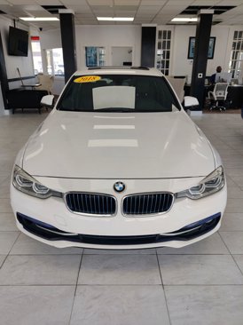 Used 2018 BMW 330e image 2