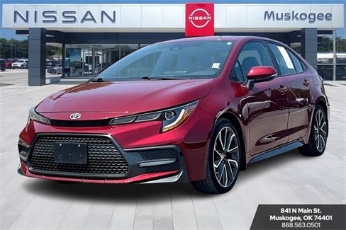 Used 2022 Toyota Corolla SE image 3
